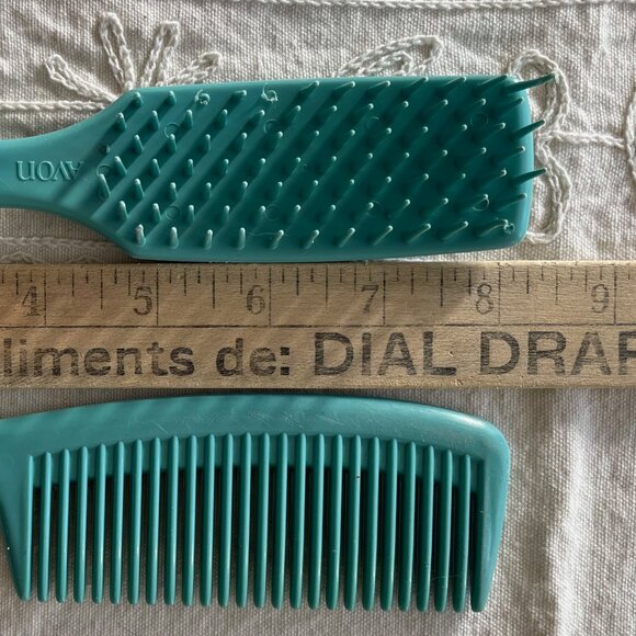 Avon Vintage Teal Seahorse Comb and Brush Set - Picture 5 of 5